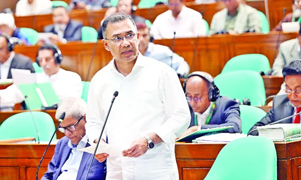 ফ্যাসিস্ট আমলে ২৩৪ বিলিয়ন ডলার বিদেশে পাচার হয়েছে