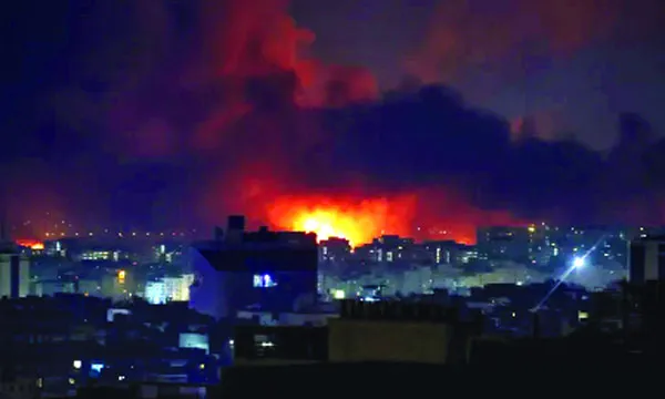 ইরান যুদ্ধে বিপদ বাড়ছে ট্রাম্পের