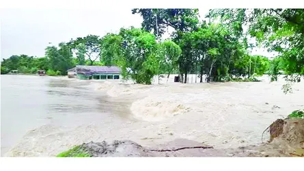 বন্যার ধকল দীর্ঘ হচ্ছে