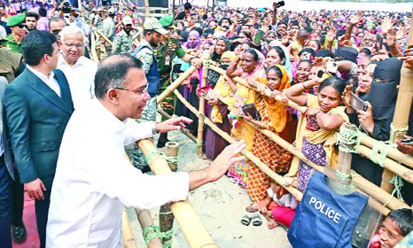 ৫ বছরে ৪ কোটি পরিবারে ফ্যামিলি কার্ড পৌঁছাবে
