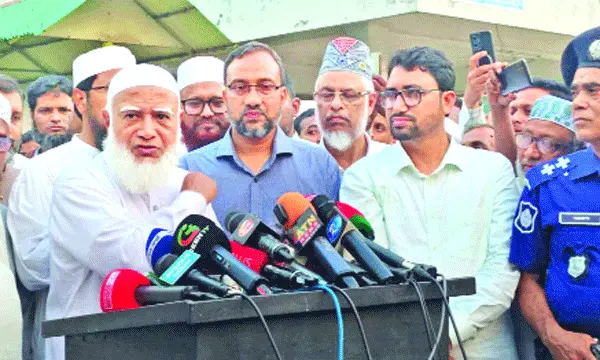 সরকারি দলের কথা শুনলে মনে হয় দেশ তেলের ওপর ভাসছে : ডা: শফিক