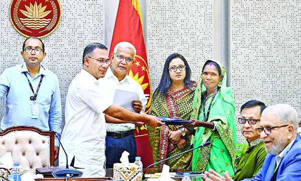 জনগণ এনবিআরকে আস্থাভাজন হিসেবে দেখতে চায় : প্রধানমন্ত্রী