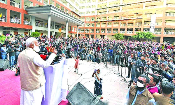 চাঁদাবাজি ও সিন্ডিকেটে দাম বাড়ানোর রাজনীতি বন্ধ করব : ডা: শফিক