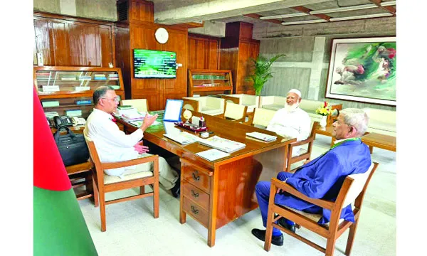 প্রধানমন্ত্রীর সাথে বিরোধীদলীয় নেতার  বৈঠক