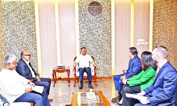 নতুন গ্যাসক্ষেত্র অনুসন্ধানে শেভরনকে বিনিয়োগের আহ্বান প্রধানমন্ত্রীর