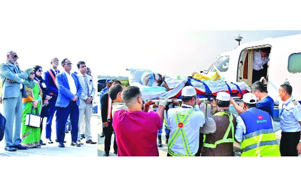 উন্নত চিকিৎসার জন্য সিঙ্গাপুরে পাঠানো হলো ওসমান হাদিকে