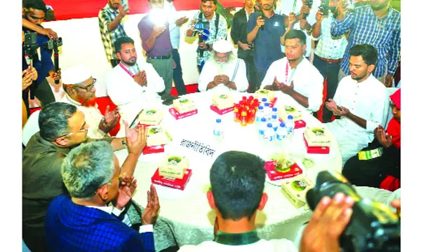 নতুন স্বপ্নের রাজনীতি : এক বছরে  কতদূর এগোল এনসিপি