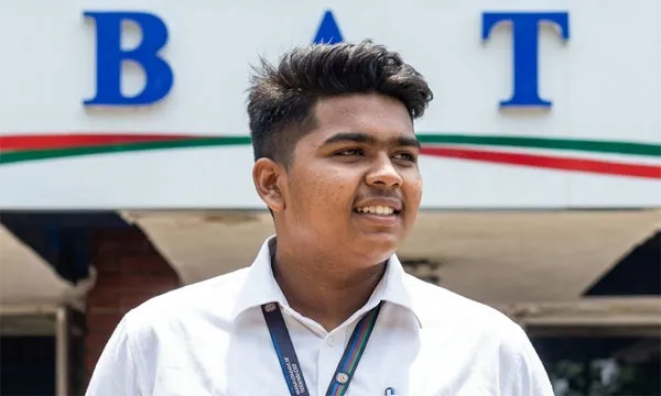 জুলাইয়ের সেই বিকেলে পুলিশের গুলিতে ঝরে যায় ওমরের স্বপ্ন