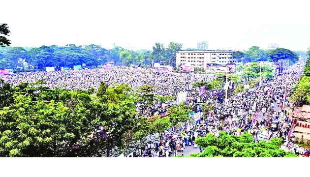 অনেক দলের শাসন দেখেছেন, এবার ইসলামের শাসন দেখুন