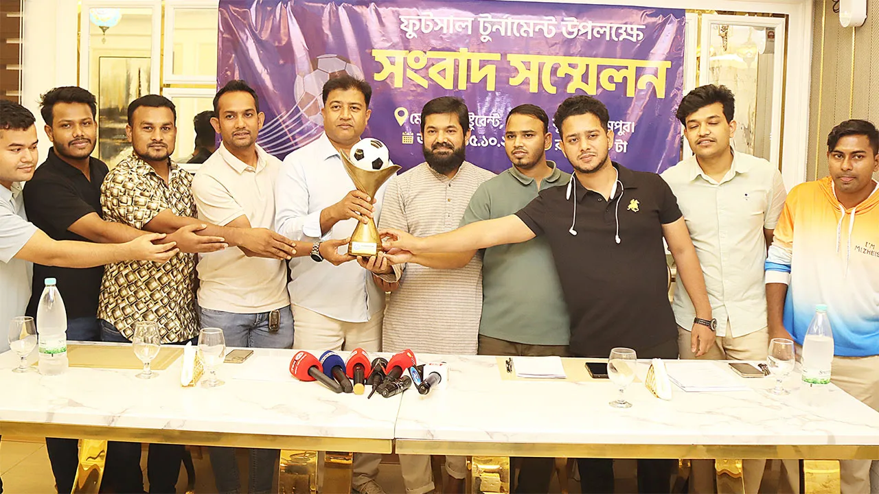 মালয়েশিয়ায় প্রবাসীদের আয়োজনে ৮ দলীয় ফুটসাল টুর্নামেন্ট