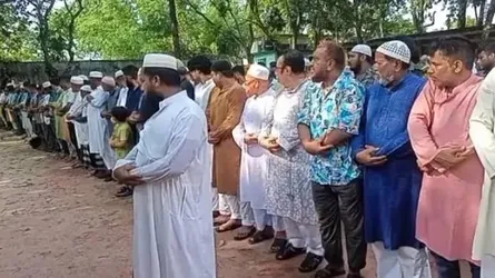 বাবা-মায়ের পাশেই কবর দেয়া হলো মাইলস্টোনের সেই সাহসী শিক্ষিকাকে