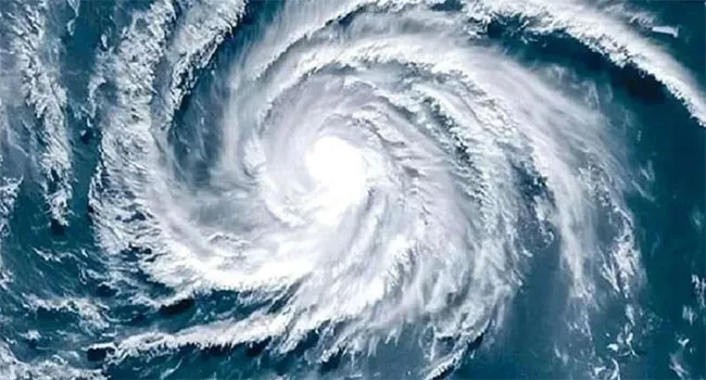 প্রবল ঘূর্ণিঝড়ে রূপ নিয়েছে ‘মোন্থা’