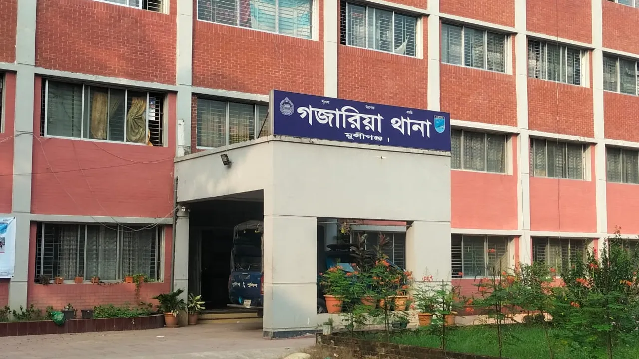 মুন্সিগঞ্জে সন্ত্রাসীদের সশস্ত্র মহড়া, গুলিবিদ্ধ ৩ গ্রামবাসী