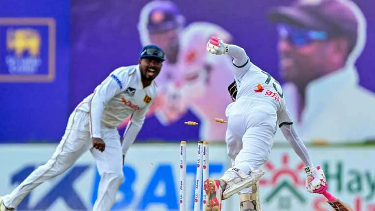 দ্রুত ৩ উইকেট হারিয়ে বড় ধাক্কা খেল বাংলাদেশ