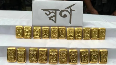 দর্শনা সীমান্তে ২১ স্বর্ণের বারসহ আটক যুবক