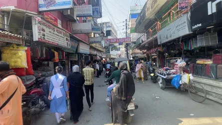 ‘শাটডাউনে’ স্বাভাবিক গোপালগঞ্জ