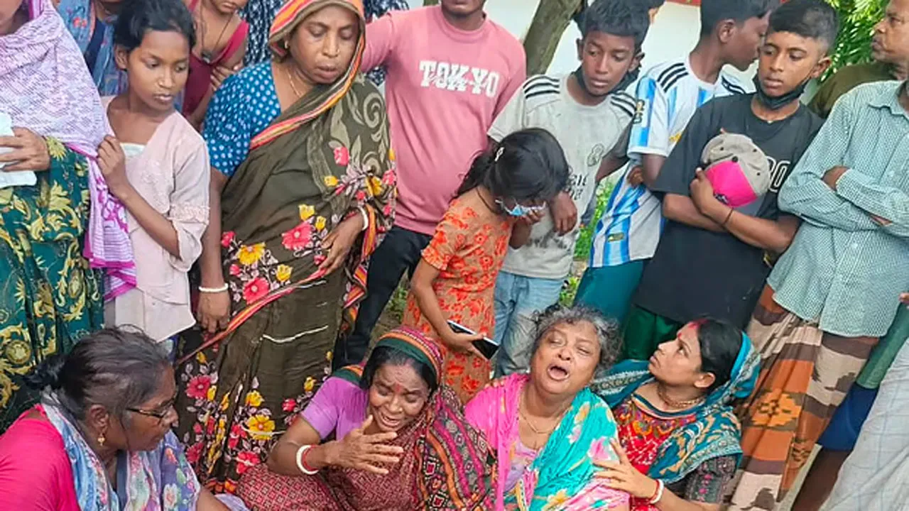 সীতাকুণ্ডে জাহাজের ট্যাংক থেকে গ্যাস লিকেজ, মৃত বেড়ে ৮