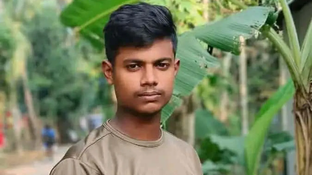 শ্রীপুরে মোটরসাইকেলের নিয়ন্ত্রণ হারিয়ে স্কুলছাত্র নিহত