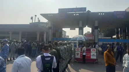 উন্নত চিকিৎসার জন্য সিঙ্গাপুরের পথে ওসমান হাদি