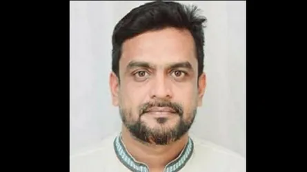 বাগেরহাটে সাংবাদিক হায়াত আলীকে কুপিয়ে হত্যা