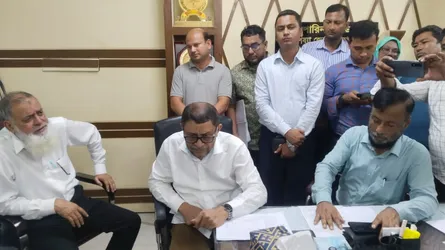 নোয়াখালীতে স্বাস্থ্যমন্ত্রীর হাসপাতাল পরিদর্শন, তত্ত্বাবধায়ক প্রত্যাহার