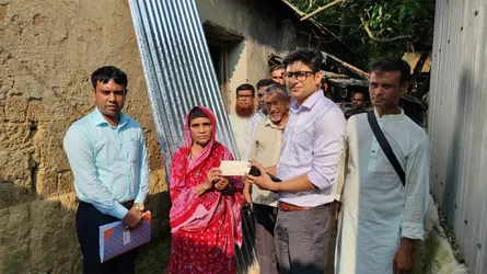 অসহায় বিধবার পাশে সখীপুর উপজেলা প্রশাসন