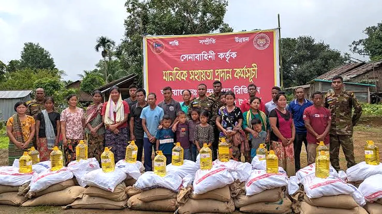 বম সম্প্রদায়ের আরো ২২ জনের মুক্তি, সেনাবাহিনীর মানবিক সহায়তা