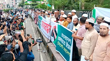 জুলাই সনদের আইনি ভিত্তির জন্য নভেম্বরেই গণভোট দিতে হবে : ফখরুল ইসলাম