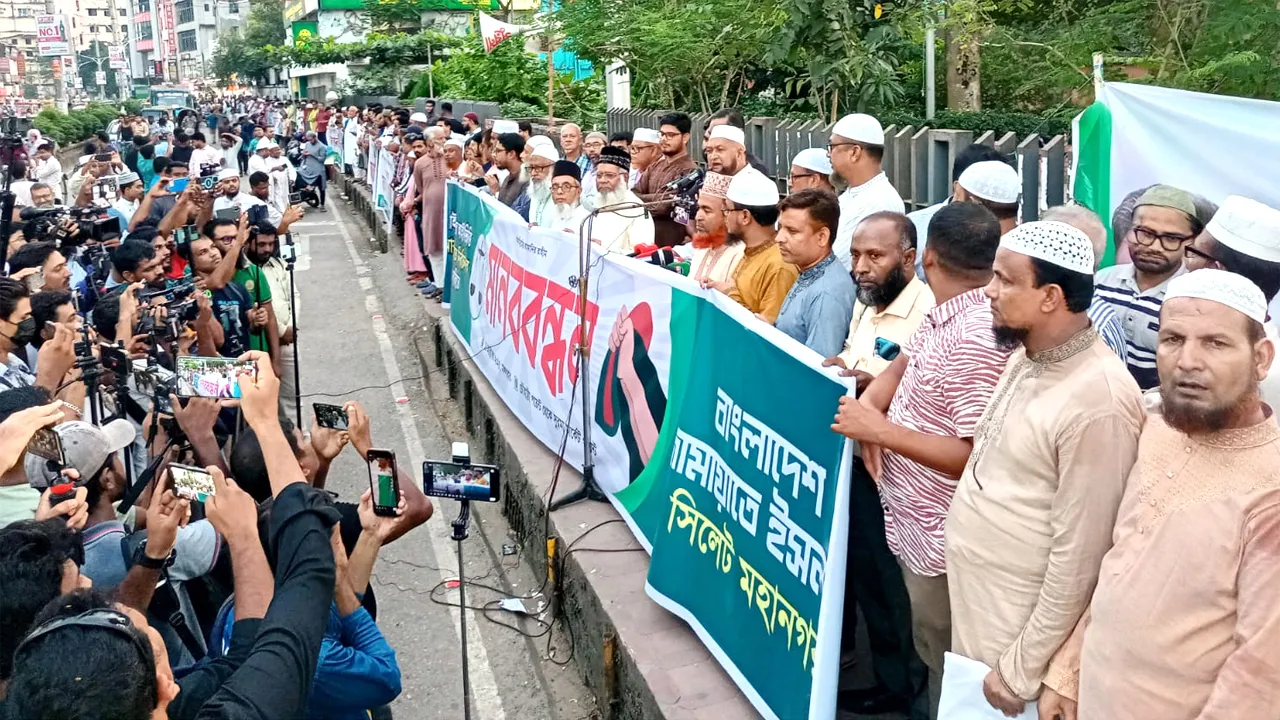 জুলাই সনদের আইনি ভিত্তির জন্য নভেম্বরেই গণভোট দিতে হবে : ফখরুল ইসলাম