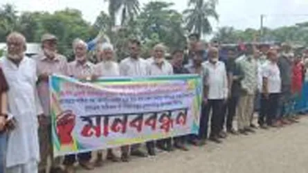 নোয়াখালীতে যাত্রী ছাউনি নির্মাণের নামে খাল ভরাটের অভিযোগ