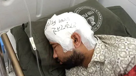 ‘হাড় নেই, চাপ দিবেন না’