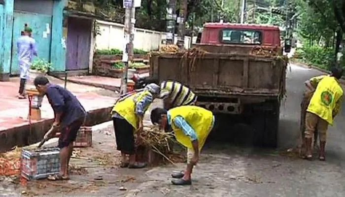 রাজধানীতে কোরবানির বর্জ্য অপসারণে প্রস্তুত সাড়ে ২৯ হাজার জনবল
