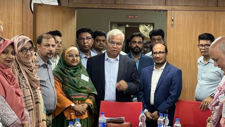 সমাজসেবা অধিদফতর পরিদর্শন করলেন সমাজকল্যাণমন্ত্রী