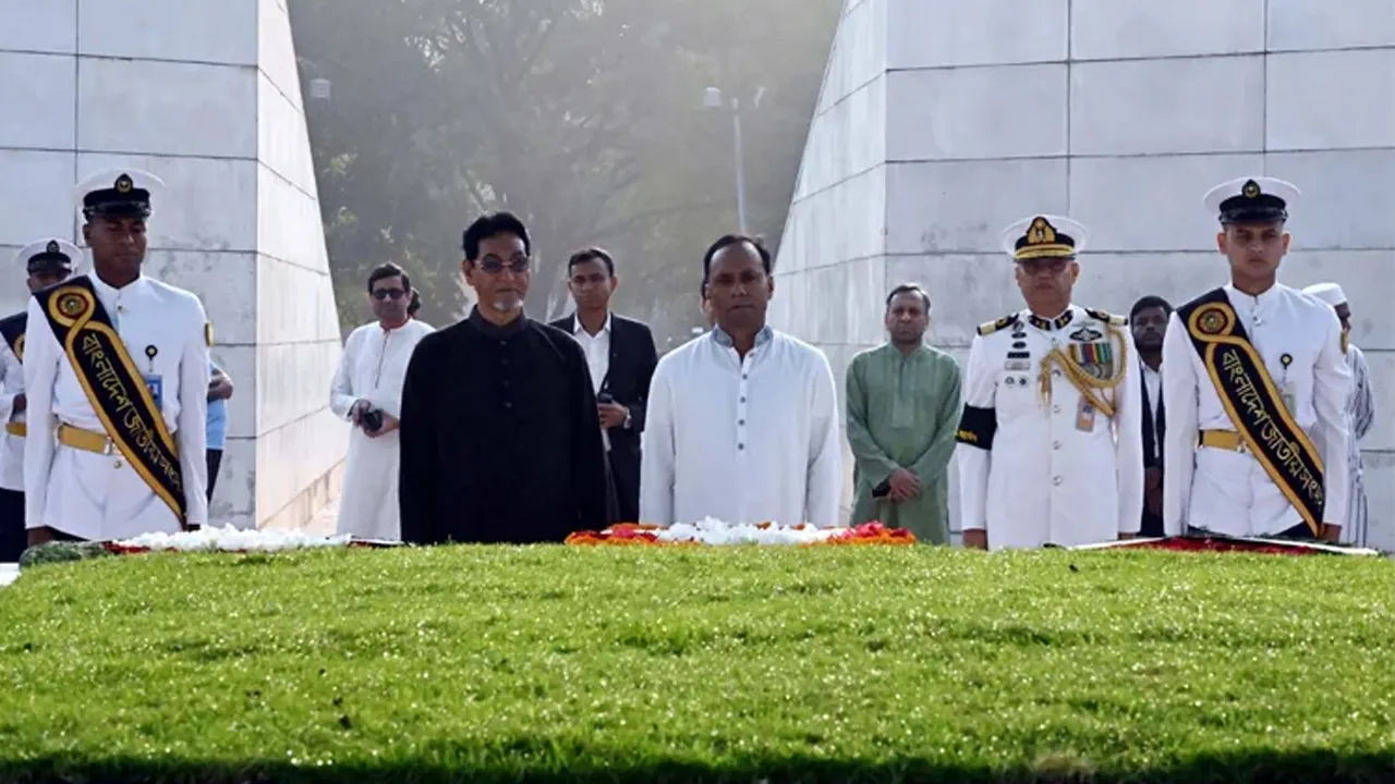শহীদ জিয়া ও খালেদা জিয়ার সমাধিতে ডেপুটি স্পিকার-চিফ হুইপের শ্রদ্ধা