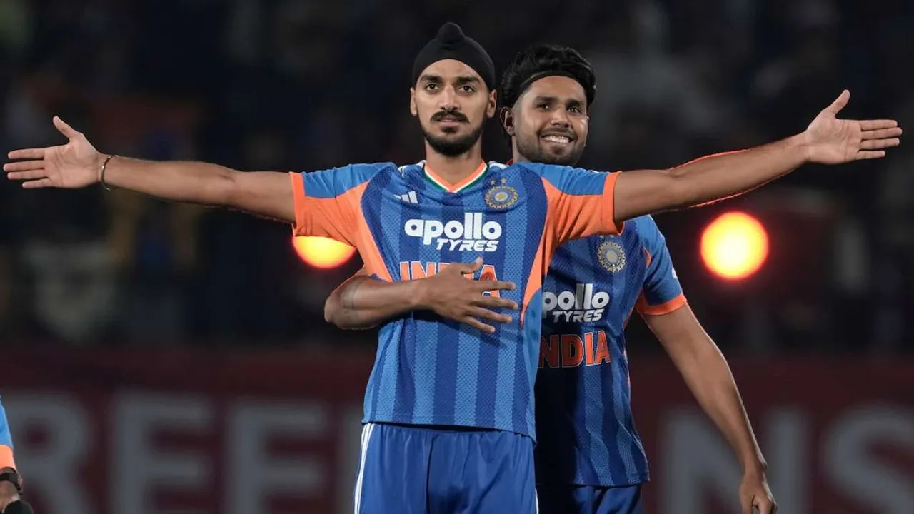 ব্যাটে-বলে ব্যর্থ দক্ষিণ আফ্রিকা, সিরিজে এগিয়ে ভারত