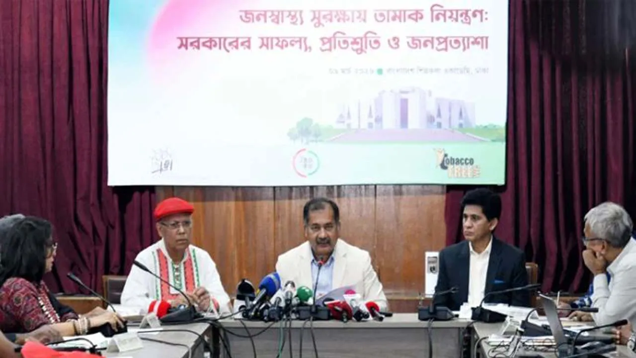 তামাকের ‘প্রকাশ্যে ব্যবহার নিষিদ্ধ’ করার প্রস্তাব দেয়া হবে : তথ্যমন্ত্রী