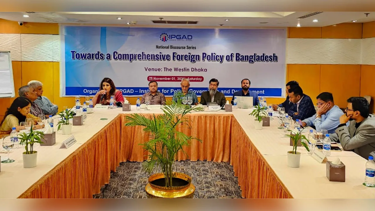 পররাষ্ট্রনীতিতে ‘বাংলাদেশ ফার্স্ট’ দৃষ্টিভঙ্গির আহ্বান