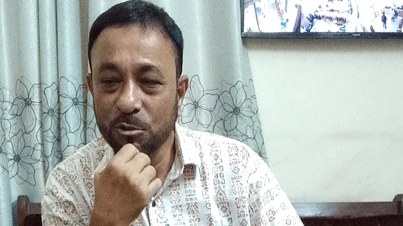 ভারতে পালানোর সময় সাবেক এমপি ফজলে করিমের পিএস গ্রেফতার