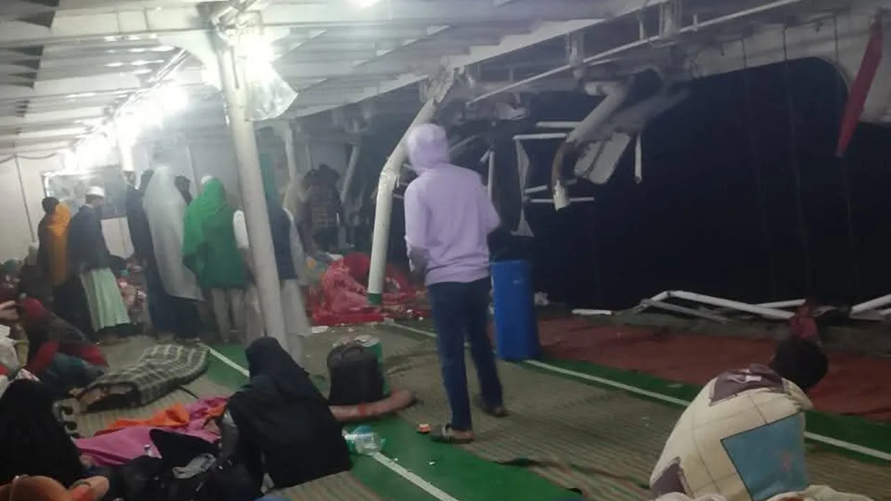 মেঘনায় দুই লঞ্চের সংঘর্ষে নিহত ৪