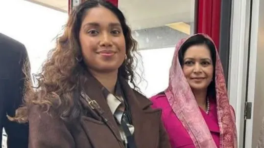 জুবাইদা ও জাইমা রহমান ইসিতে