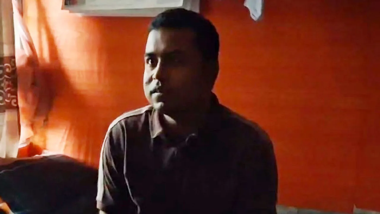 রবীন্দ্রনাথ ঠাকুর হল থেকে ছাত্রদলের কেন্দ্রীয় নেতা আটক