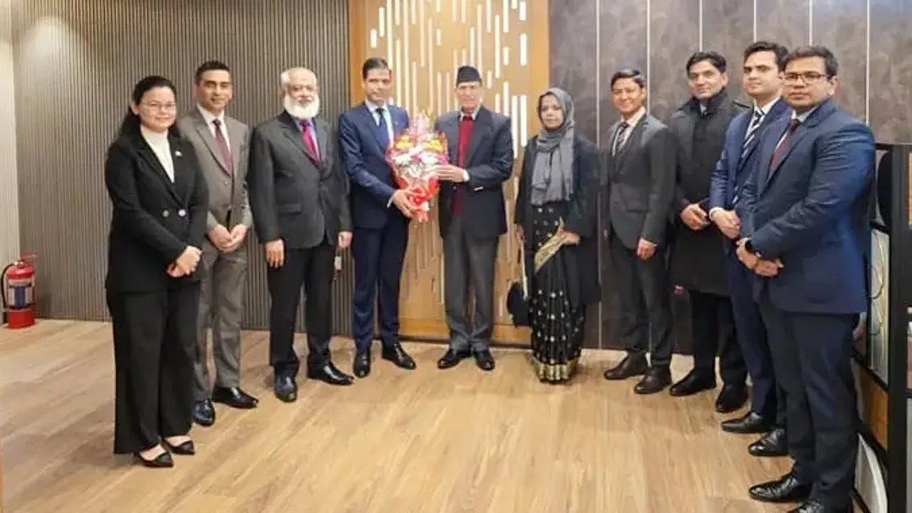 খালেদা জিয়াকে শেষ শ্রদ্ধা জানাতে ঢাকায় নেপালের পররাষ্ট্রমন্ত্রী