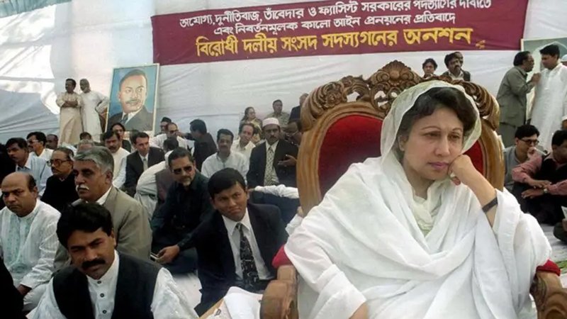 khaleda-zia-old-11