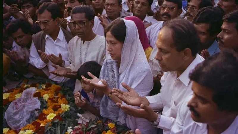 khaleda-zia-old-1
