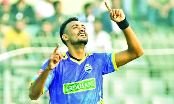 শরিফুলের ফাইফারে সবার আগে বিদায় নোয়াখালীর