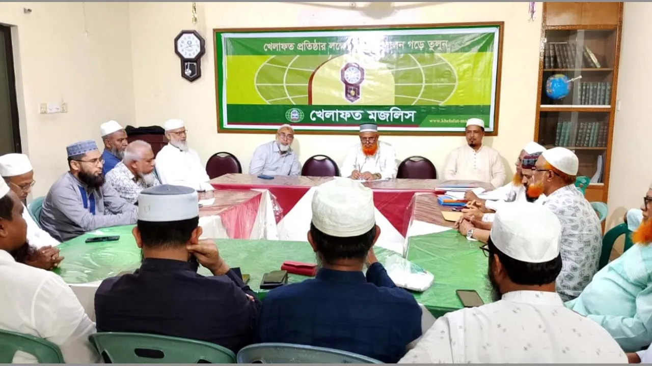 অবিলম্বে জুলাই সনদ চূড়ান্ত করে নির্বাচনী রোডম্যাপ ঘোষণা করতে হবে