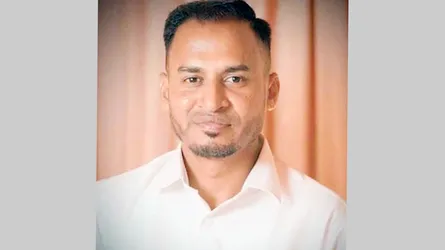 নিজ ঘরের টাইলসের নিচে করা সুড়ঙ্গ থেকে যুবলীগ নেতা আটক