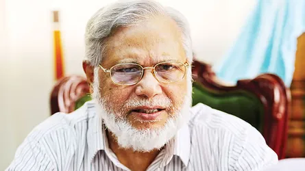 বুকে ব্যথা নিয়ে হাসপাতালে সাবেক প্রধান বিচারপতি খায়রুল হক