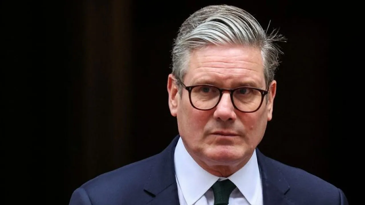 এমপিদের বিদ্রোহের মুখে ব্রিটিশ প্রধানমন্ত্রী স্টারমার