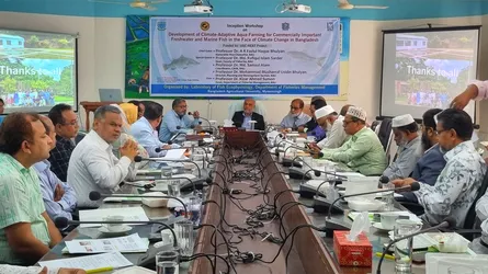 বাকৃবিতে রুই ও ভেটকি চাষে জলবায়ু পরিবর্তনের প্রভাব কমাতে নতুন গবেষণা শুরু